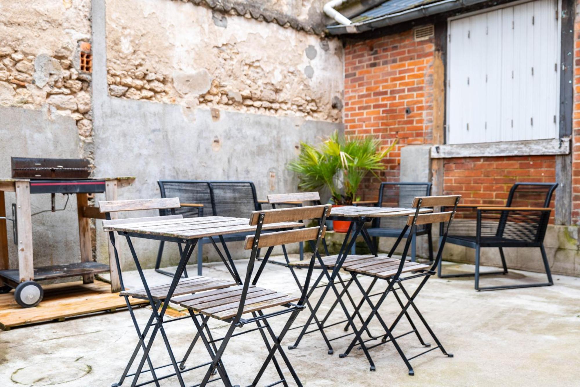 Studio Cosy Rdc, Calme Avec Cour Exterieure ซารอง ภายนอก รูปภาพ