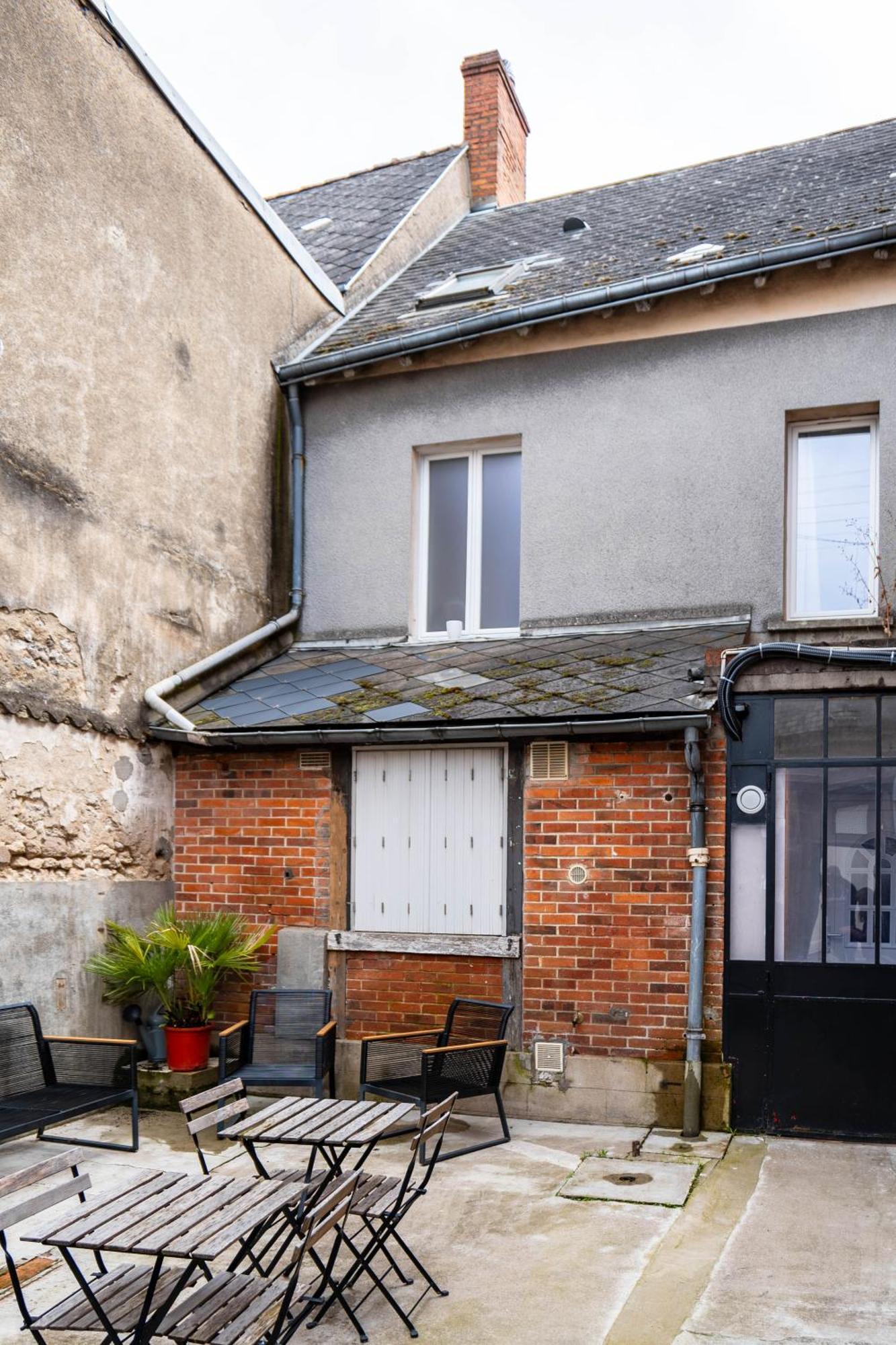 Studio Cosy Rdc, Calme Avec Cour Exterieure ซารอง ภายนอก รูปภาพ
